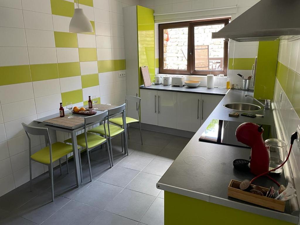 Apartamentos Los Tojos Colsa Exterior foto